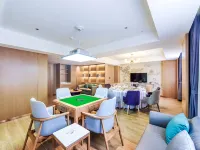 Lavande Hotel (Dazhou Qu County Huanghua Avenue) - parkir