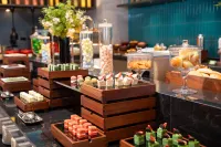 Hampton by Hilton Jiaxing Canal - breakfast