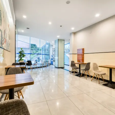 7 Days Premium (Yibin Daguan Tower Cuipingshan Park Branch)