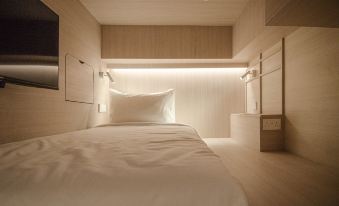 Jyu Capsule Hotel