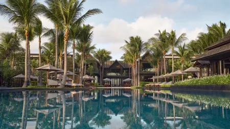 Kimpton Kitalay Samui Отели рядом с достопримечательностью «смотровая площадка Лад Кох»