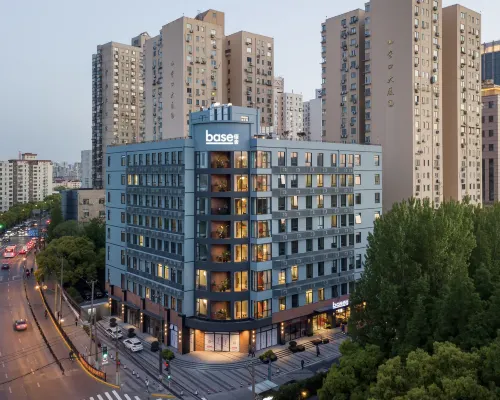 baseLITE HUANGXING Serviced Apartment Отели рядом с достопримечательностью «Янпу»