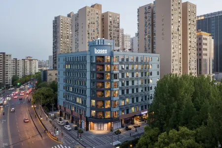 baseLITE HUANGXING Serviced Apartment Отели рядом с достопримечательностью «Shanghai Electric Power Technology and Management College»