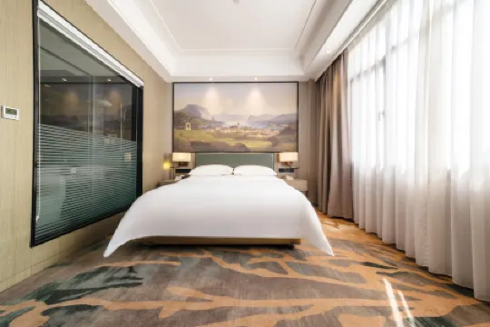 Vienna Hotel (Quanzhou Xihugongyuan Xijie Hotel)