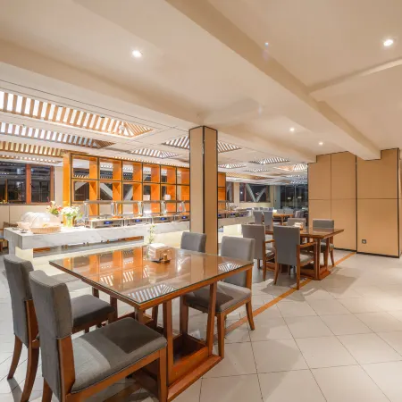 Molian Hotel