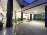 CH Hotel Hotels near Ban Haw Mosque