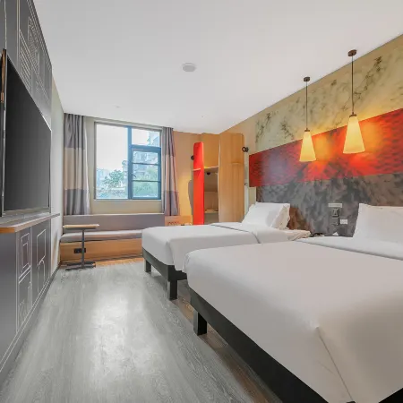 MeiQin Hotel (Xiamen Dongdu Ferry Terminal Dongdu Road) Отели рядом с достопримечательностью «Мост Хай Кан»
