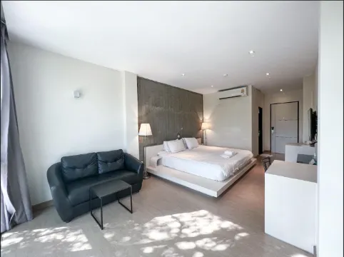 ห้องดีลักซ์ เตียงใหญ่ 1 เตียง