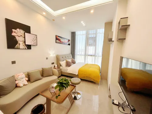 Xike Homestay (Kunming Colorful Yunnan First City)