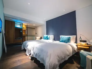Chongdeli Zhuxia Hotel