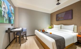 Manqing Smart Hotel (Taiyuan Changfeng Street North America New World Fashion Center)