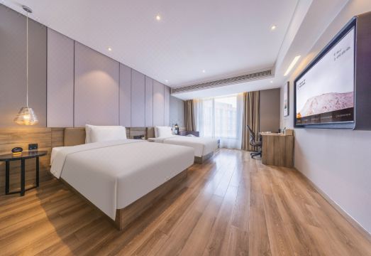 3. 아투어 호텔 (..