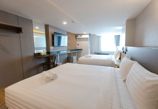 3. 원 버젯 호텔 ..