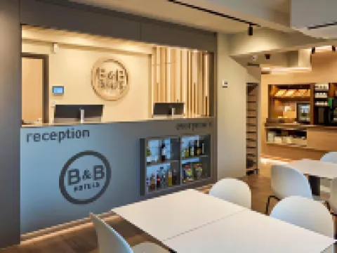 B&B  ホテル  ヴイレ ヴァイレのホテル