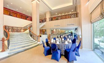 The Maruay Garden Hotel