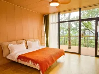 Manchon Village and Ewha Island Guofeng Camp