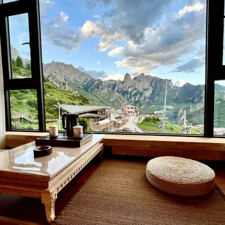 Xiangyunduan Alaya Boutique Stay (Zagana Scenic Area)