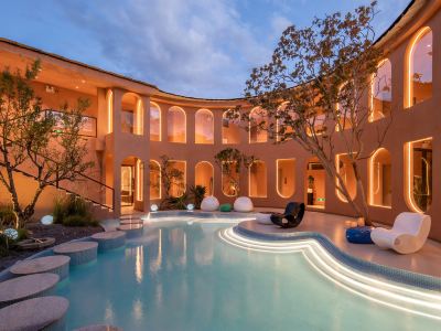 Shangri La Flowers · And You Designer Homestay