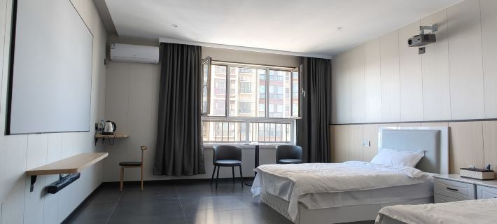 Yinfeng Cinema Apartment Hotels in Yuanping