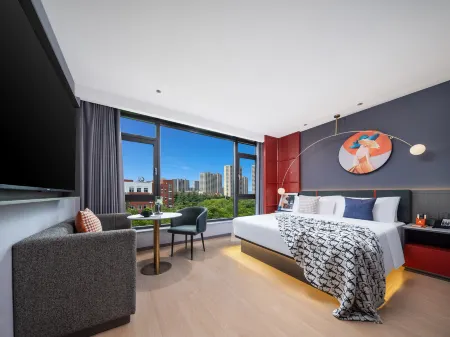 Jinhua CEO Xiangan Hotel Отели рядом с достопримечательностью «Shanghai University of Finance and Economics Zhejiang College»