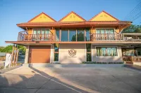 Ratana boutique resort