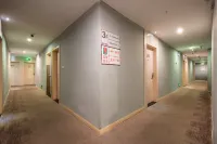 Home Inn Huayi Hotel (Foshan Daliang Huagai Road Pedestrian Street Qinghuiyuan Branch) - 2-نجوم