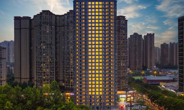 Atour Hotel Chengdu Longquan Shimao Plaza