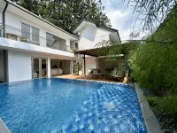Bungalow Homes - Pools