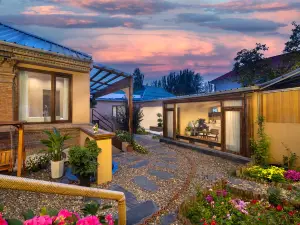 Liuxing Street Meet the Homestay Designer Homestay