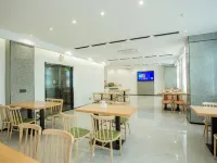 麗橙酒店.趣(當陽長阪坡雅斯廣場店) 當陽酒店