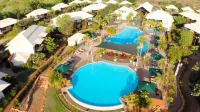 Oaks Cable Beach Resort