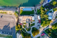 Qingdao Yunxiu Guanhai Homestay (Langshan Scenic Area) Отели рядом с достопримечательностью «Лумофонная дыра»