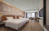 Vienna International Hotel(Zhoukou Wanguo Car World Store)
