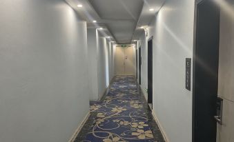 Xinminghao Express Hotel (Durezhen)