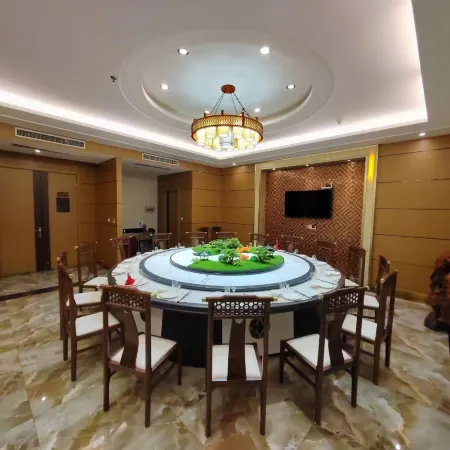 Golden Phoenix Hotel Luohe