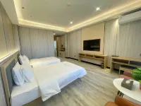 Jiuquan Yinuo Hotel (Shanghai First People's Hospital Jiuquan Hospital) - 2-Star