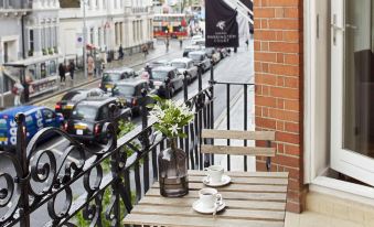 Cheval Harrington Court at South Kensington