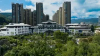 Guangyuan Jianmenguan Tianci Hot Spring Vacation Hotel