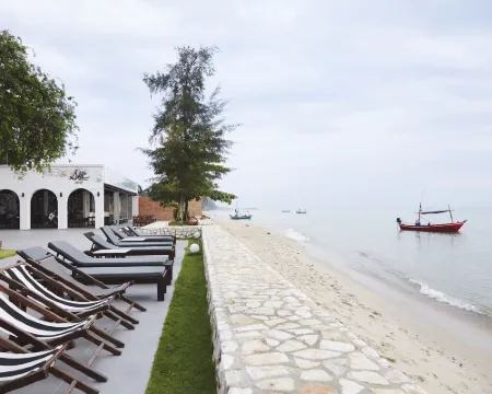 สยามบีช รีสอร์ท โรงแรมในชะอำ