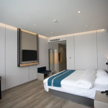 Danfeng Huaman Hotel