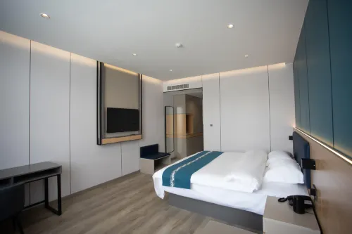 Danfeng Huaman Hotel