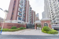 Sea View Homestay (Gold Coast Luojia Temple Branch)