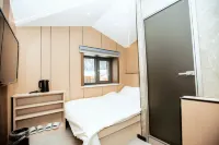 Xuexiang Xuejing Jiahua Hotel