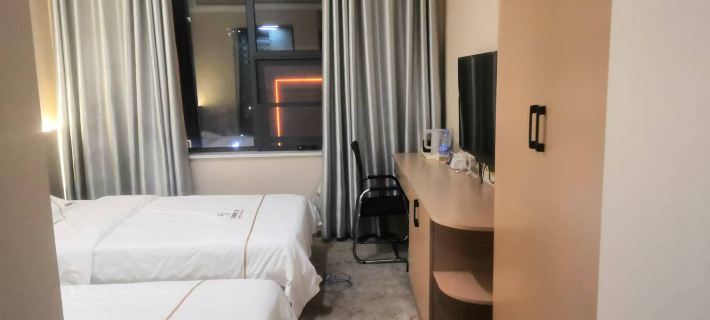 Chibi Le cheng Hotel Hotéis em Chibi