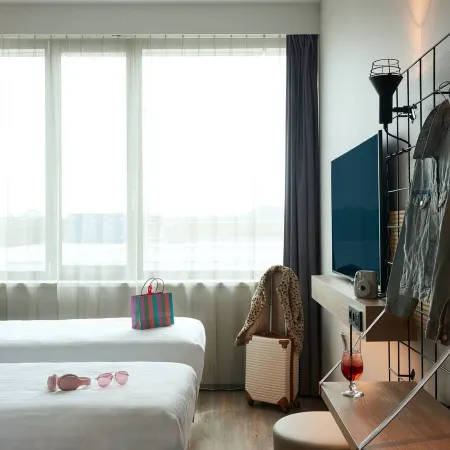 Moxy Amsterdam Schiphol Airport Hoteles en Hoofddorp
