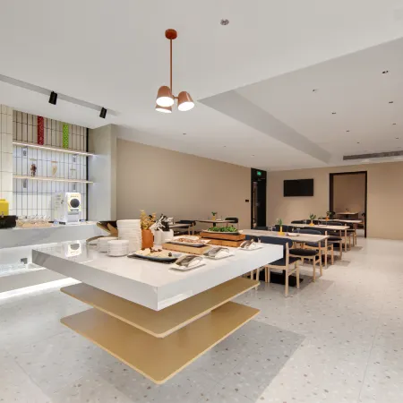 Homeinn Selected Hotel (Linfen Hongtong Grand Locust Tree Lianhuacheng)