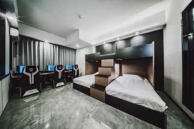 XXXXX Hotel (Yinchuan Haibao Park) Hotels in Haibao Park Amusement Park/Minzu North Street