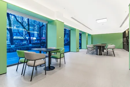 Hi Inn（Weinan Jiefang Road Branch） Отели рядом со станцией Weinan Railway Station