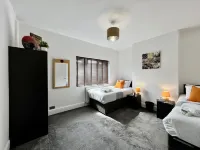 Johnson House Hotels in Cleethorpes