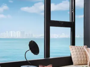 花築海瀾Harbour設計師海景民宿(萬綠園保利中央海岸店)